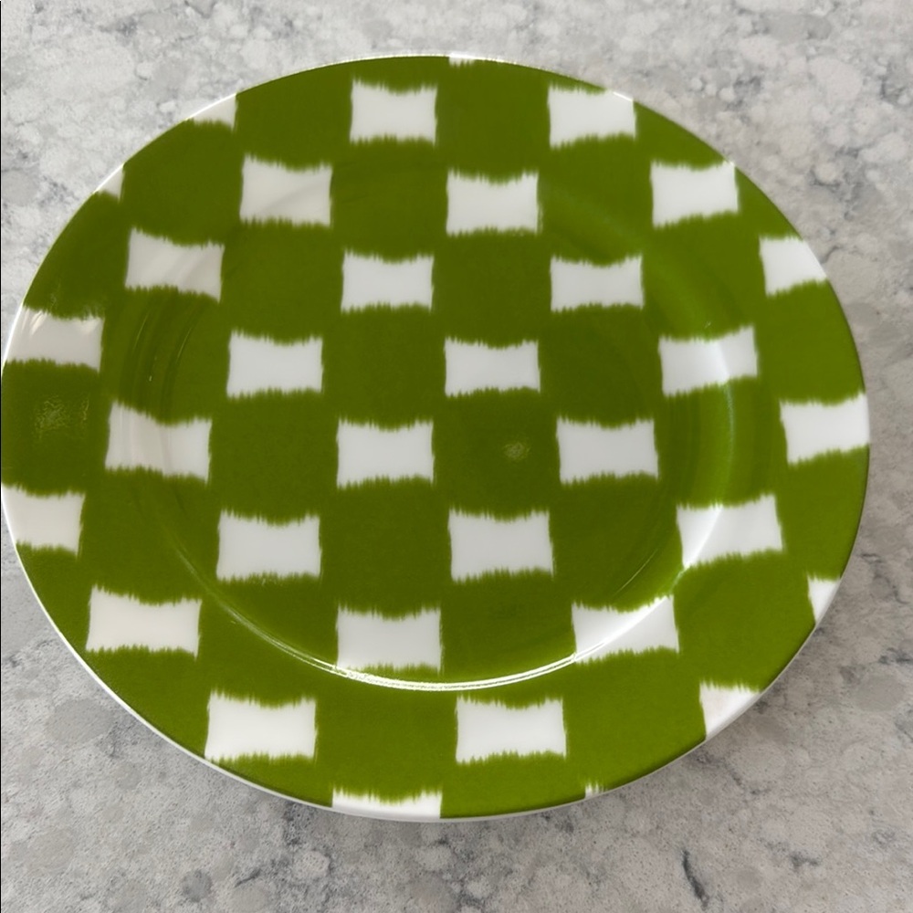 Inspire Green and White Checkered Dinnerware Set